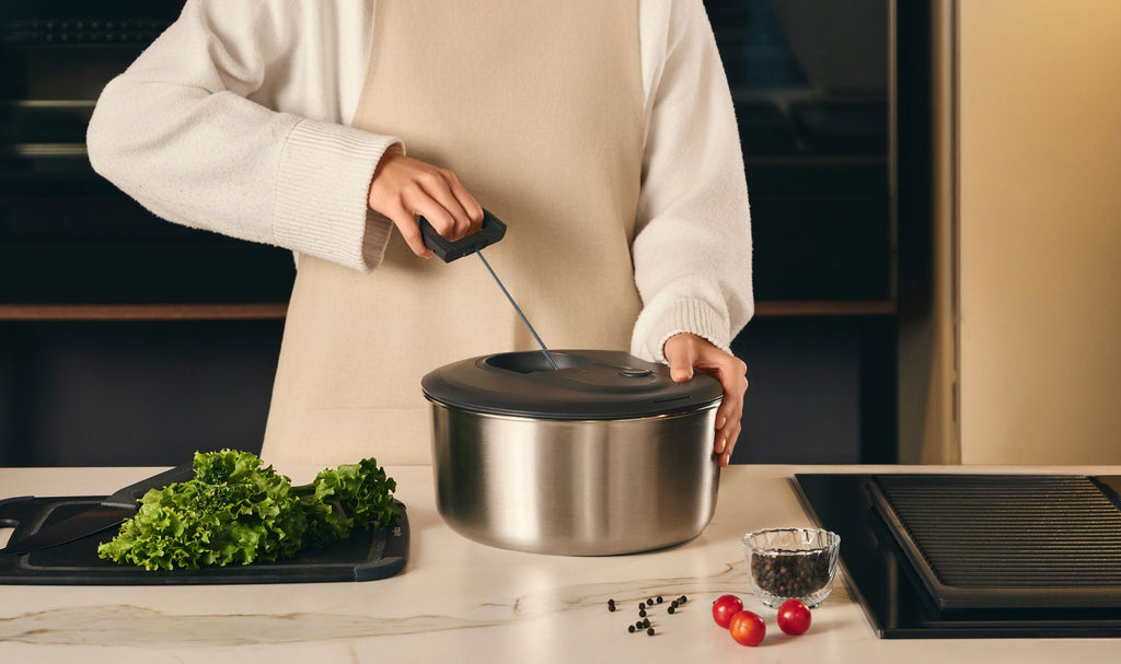 Zyliss Easy Spin Stainless Steel Salad Spinner Large With Foldable Handle- Brake System/ Pouring Spout