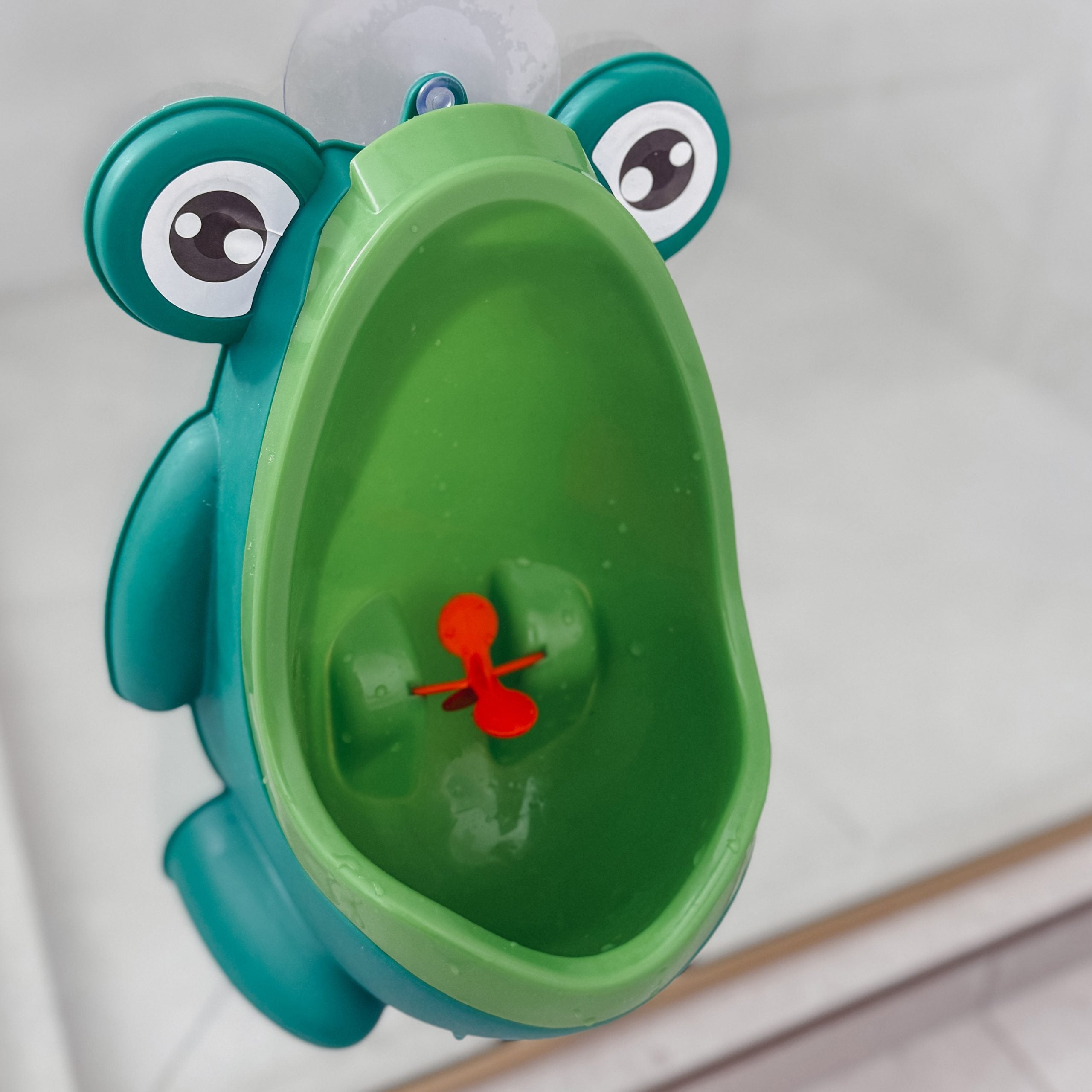 DreamBaby Pee Pod Urinal Toilet Training For Boys- Improve Confidence/ Aim Wall-Mounted F6021