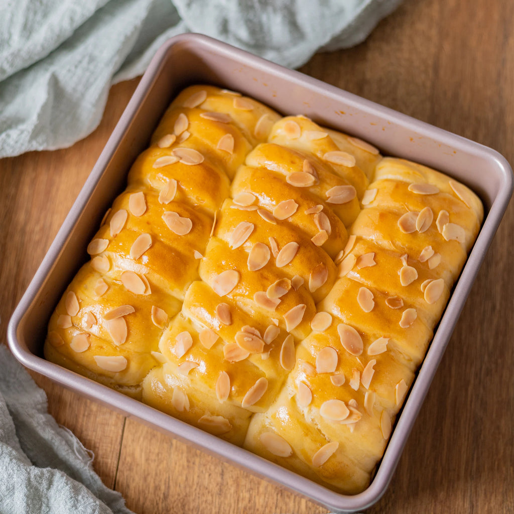 Chefmade 22cm Square Cake Pan Bakeware with Loose Base- Non- Stick/ Perfect For Shaped Cakes/ Slices