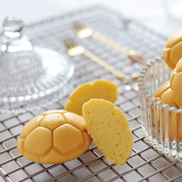 Chefmade 12 Cup Soccer/ Football Ball Cake Pan Bakeware- Perfectly Defined Ball Shaped Bakes/ Birthdays Events