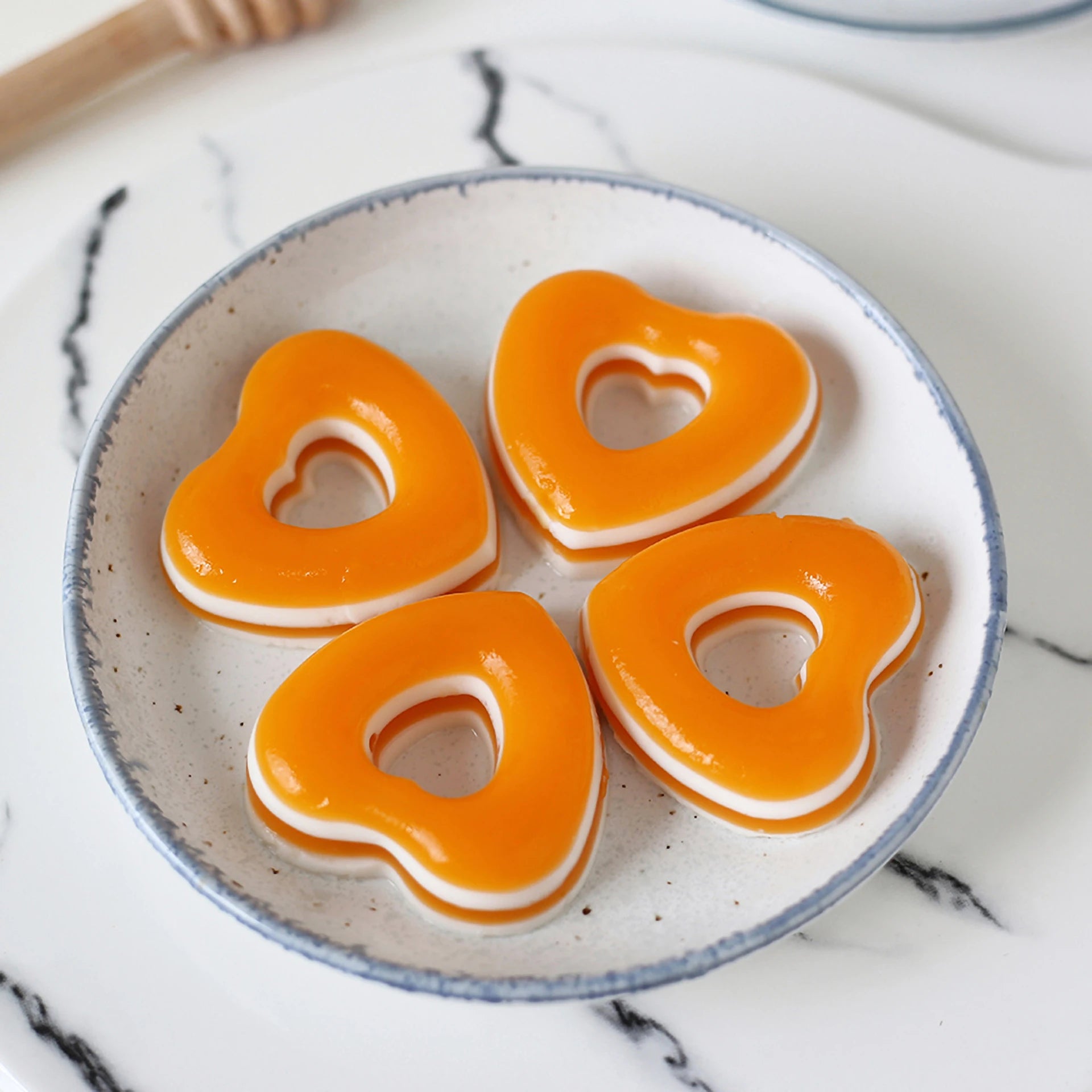 Chefmade 6 Cup Heart Pan Donut & Mini Cake Pan Bakeware – Non Stick/ Bakery Quality Treats/ Perfect For Occasions/ Gifting